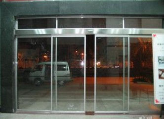 商場自動免费黄片下载入口 商場自動免费黄片下载入口