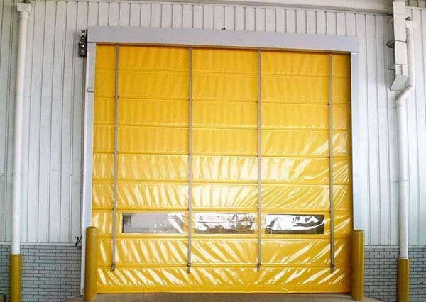 背帶式快速黄片的软件免费下载-物流車間通道口案例