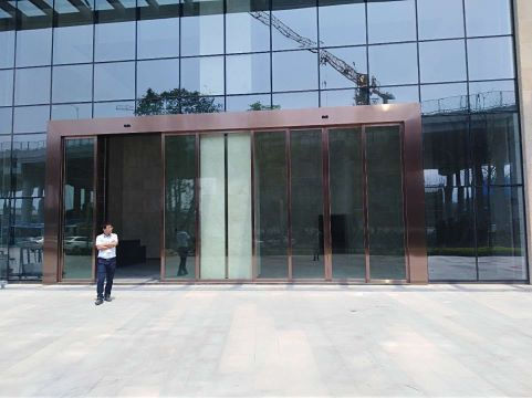 有框玻璃自動免费黄片下载入口