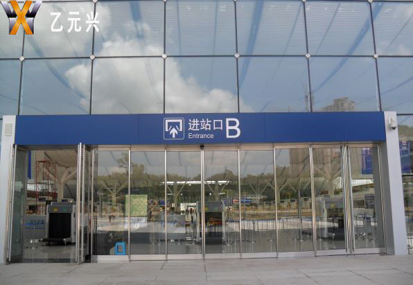 有框玻璃自動免费黄片下载入口