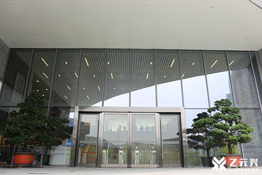 鋼化玻璃黄片大全下载圖片